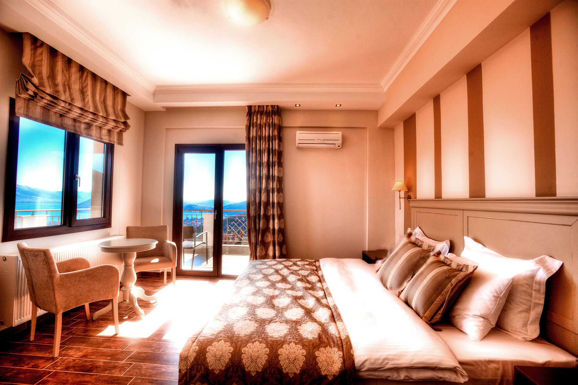 Enastron View Hotel 카스토리아 외부 사진