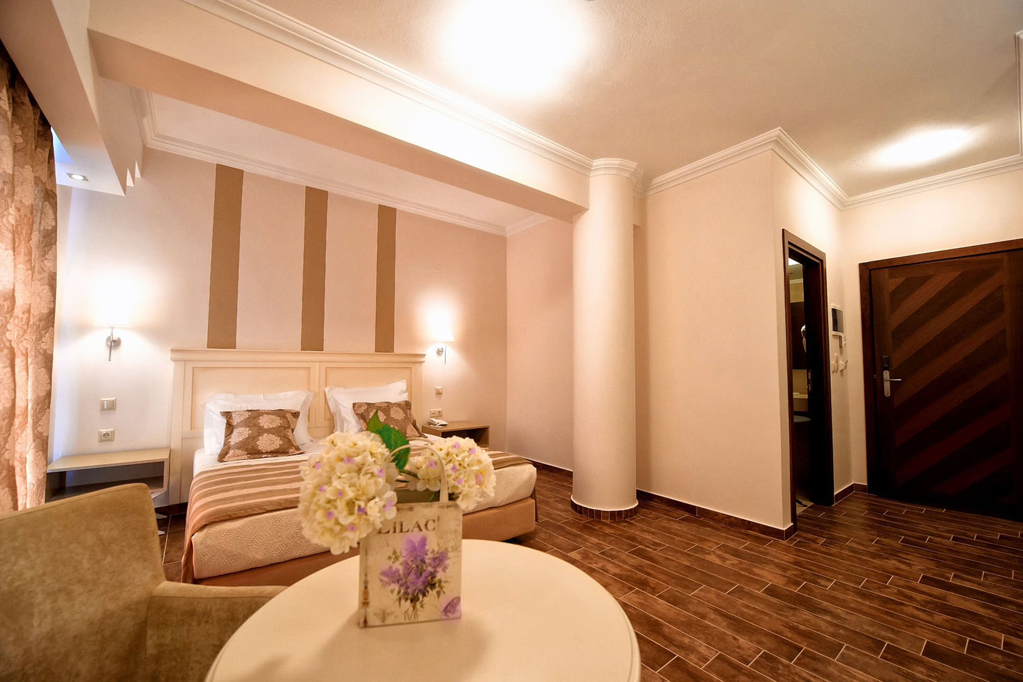 Enastron View Hotel 카스토리아 외부 사진